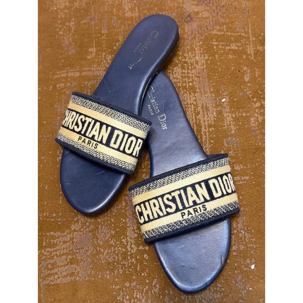Dior dway slide